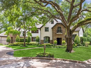 2 Hedwig Shadows Dr, Houston, TX 77024