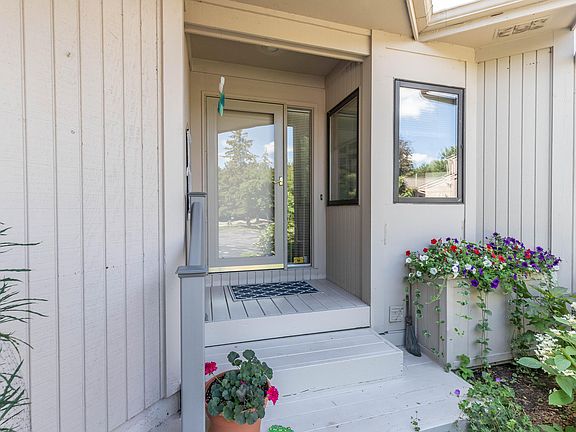 3rd image of 5279 E Hidden Lake Dr