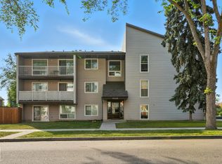 11046 130th St NW #201, Edmonton, AB T5M0Z7