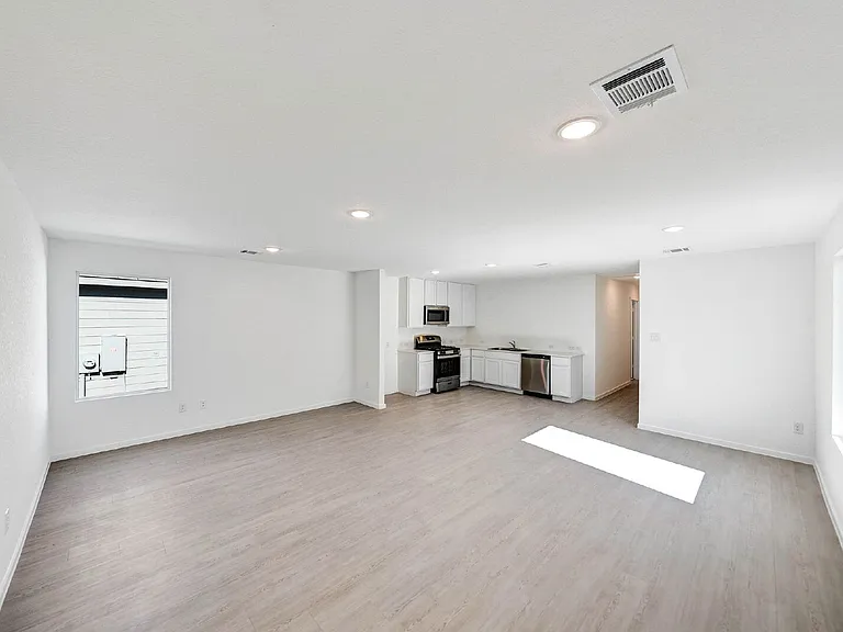 3822 Glade Crk — Photo 3