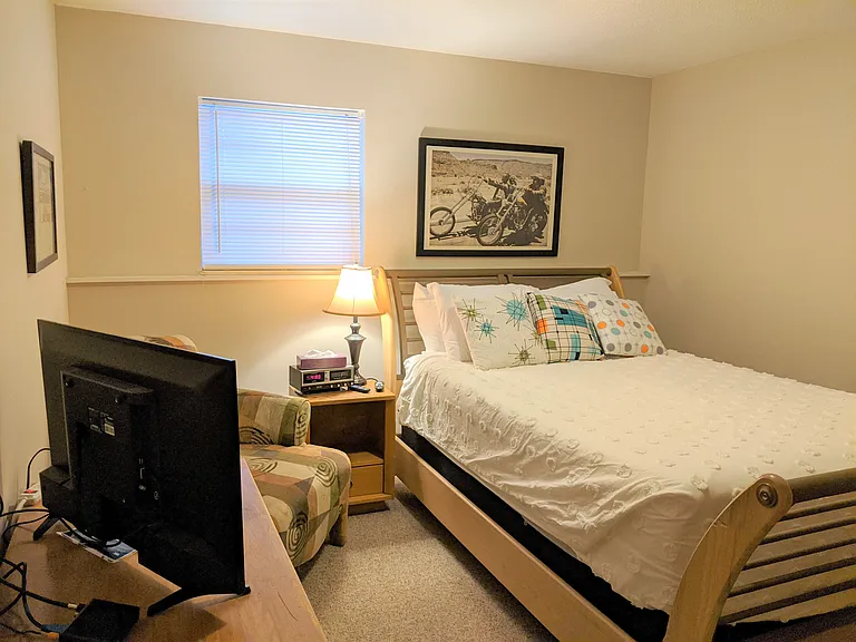 Lee Crest Apartments — Photo 11