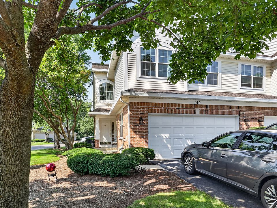 1st image of 140 Bay Dr
