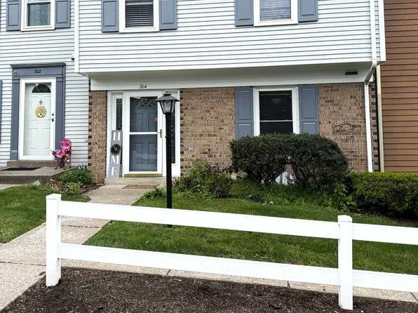 704 Allenview Dr, Mechanicsburg, PA 17055