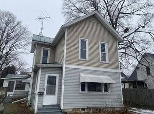 118 N Hudson St UNIT 2, Lowell, MI 49331