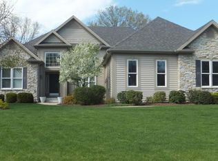 2663 Sanctuary Dr, Stevensville, MI 49127