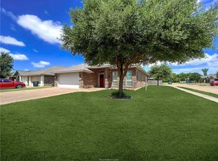 1027 Emerald Dove Ave, College Station, TX 77845