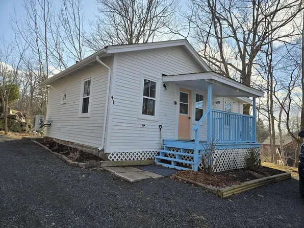 41 Willow Ave, Wolfville, NS B4P 2G6