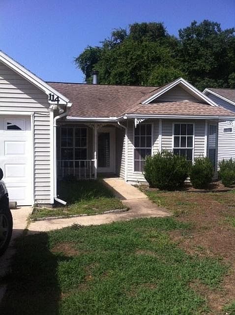 1st image of 114 Meadowbrook Ct