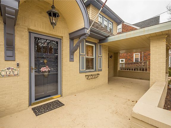 3rd image of 125 Marlin Dr W