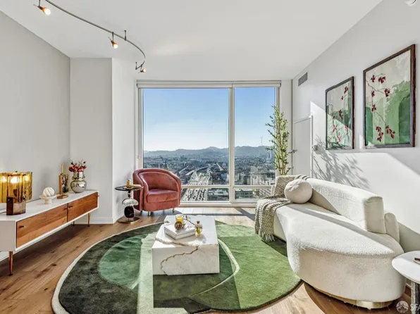 425 1st St Unit 2205, San Francisco, CA 94105