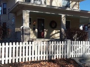 328 E Jefferson St, Iowa City, IA 52245