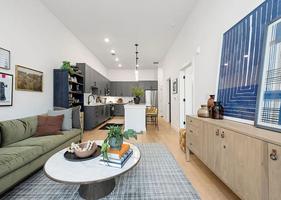 704 at the Quarter apartments community photo