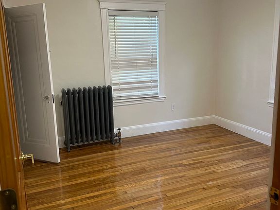 5th image of 94-96 Russell St Unit 1