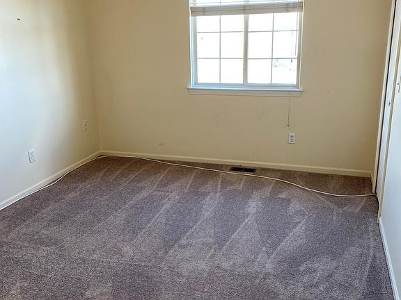 5th image of 3392 Creeks Bend Ct #233