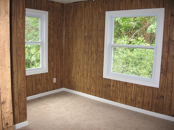 Upstairs BR w/veiw