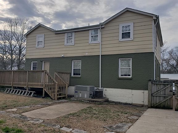 3rd image of 134 Eastover St