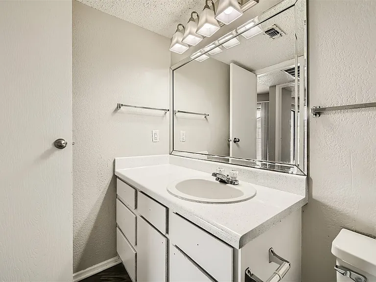Rise Spring Pointe — Photo 138