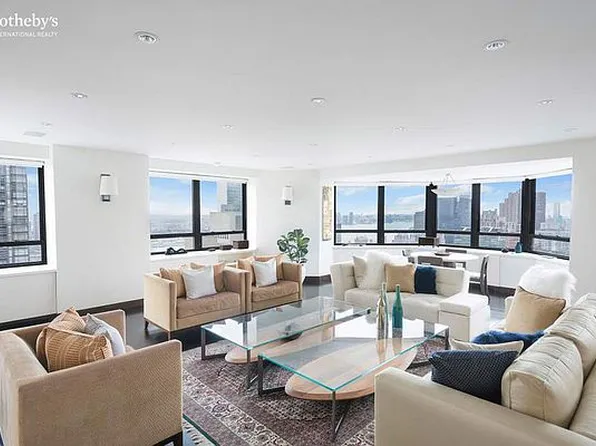240 E 47th St #39DEF, New York, NY 10017