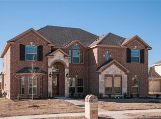 709 Lorraine Ln, Midlothian, TX 76065