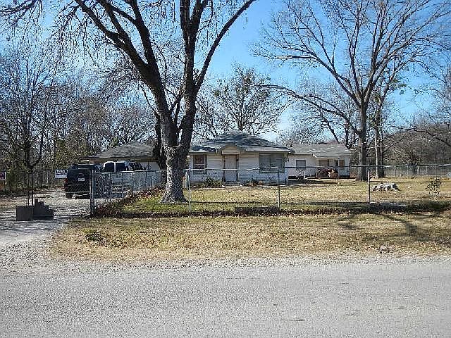 1st image of 309 S Acres Dr