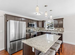 6500 Annapolis Ln N, Maple Grove, MN 55311
