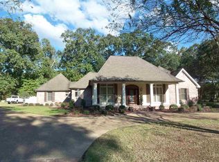 117 Cherrybark Ln, Natchez, MS 39120