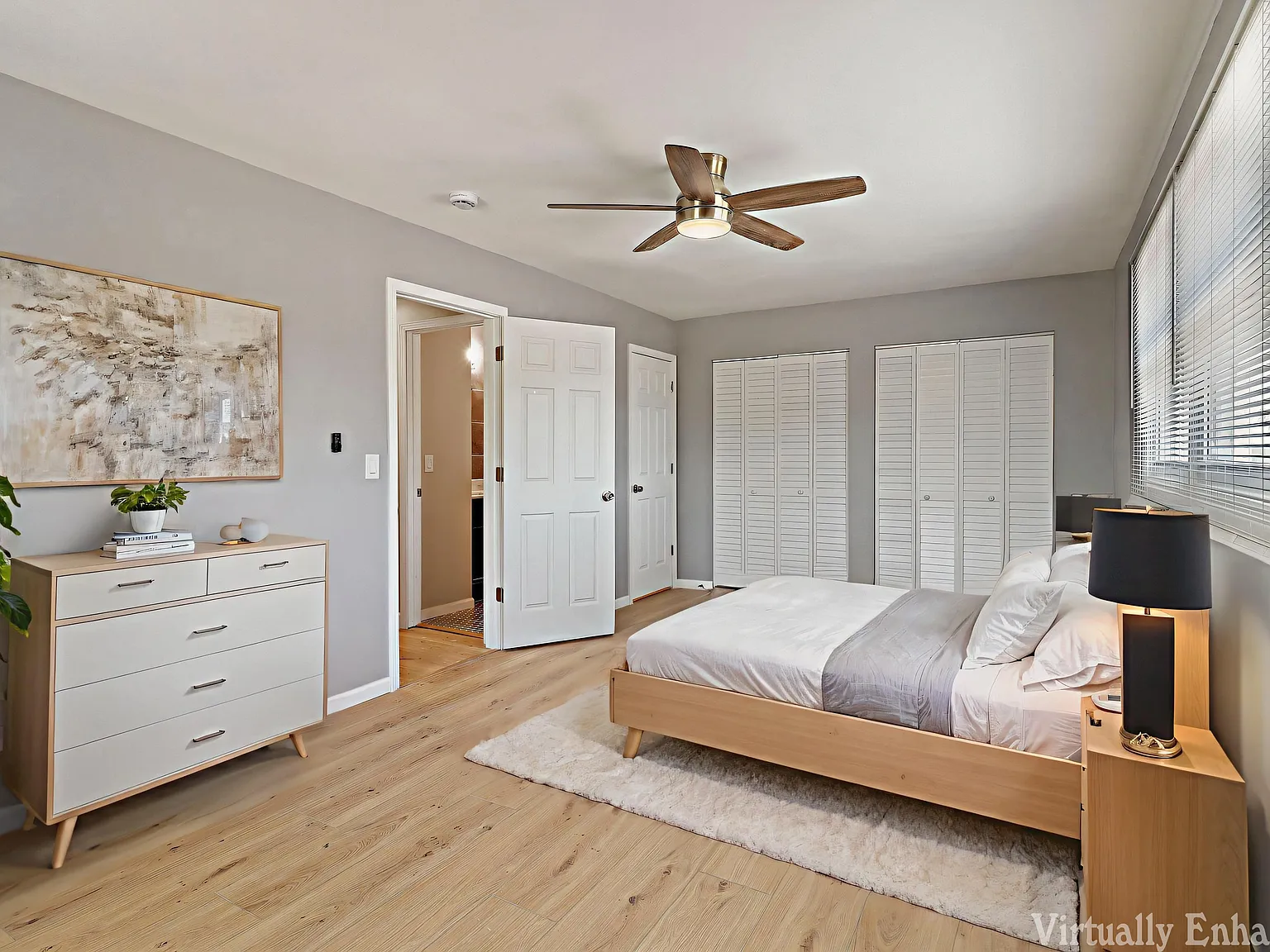4 bed, 1600 sqft, $3,999 — Photo 4
