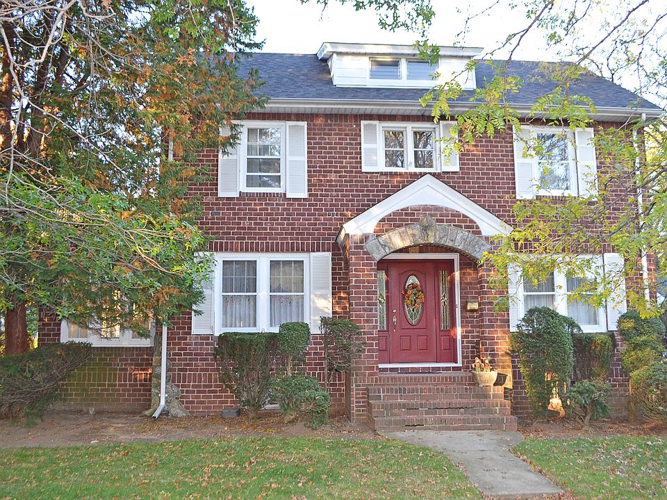 1st image of 97 Rose Ave