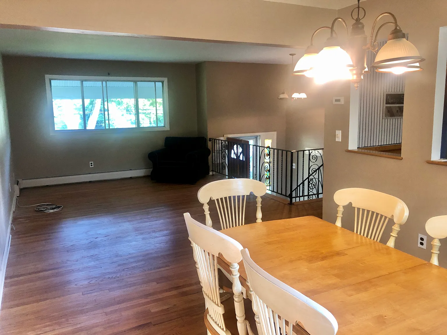 5 bed, 1936 sqft, $3,500 — Photo 4