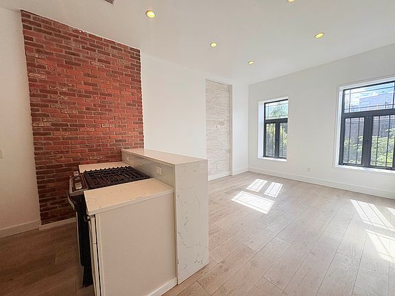 2nd image of 387 Nostrand Ave #3