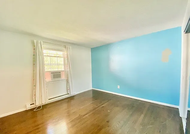 24 College St — Photo 12