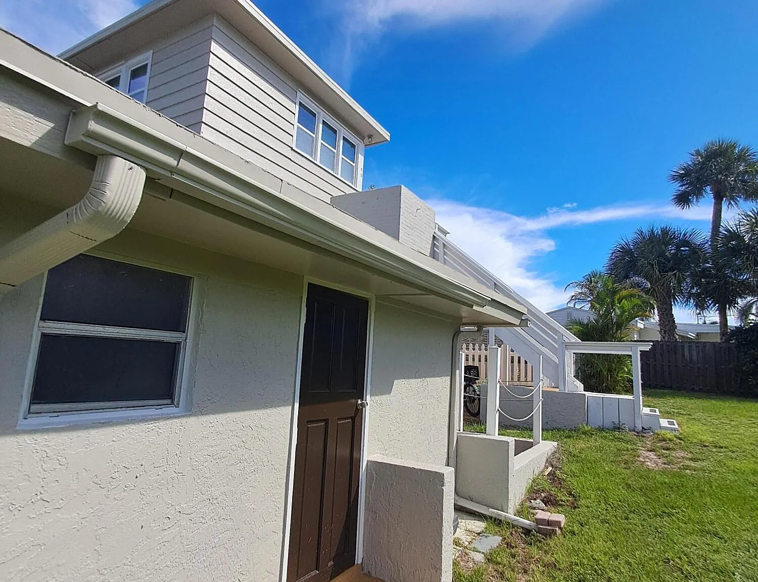 1140 Hernando St — Photo 2