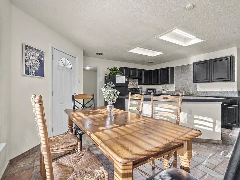 7206 Lighthouse Rd — Photo 6