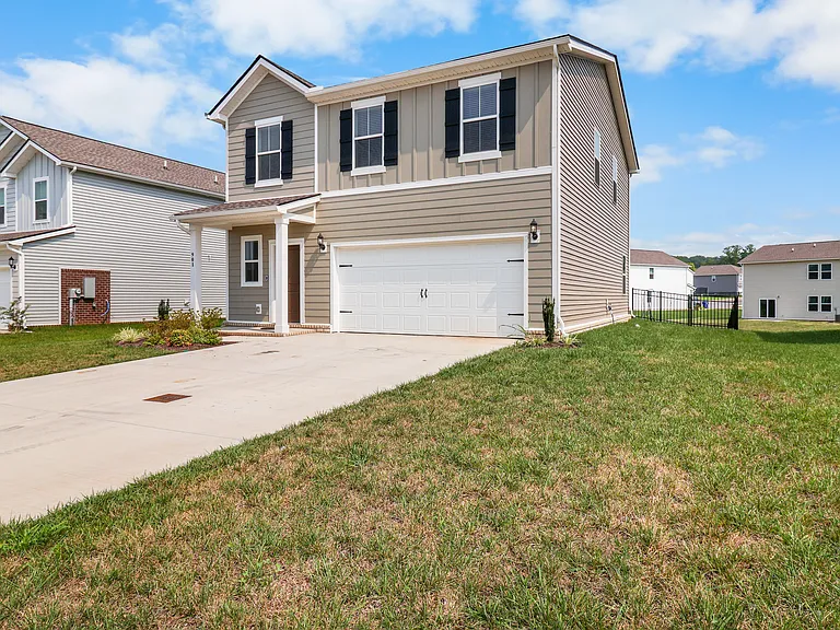 901 Moray Ln — Photo 4