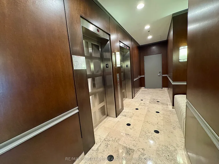 388 Bloor St E #1107 — Photo 4
