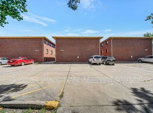 1431 D St APT 8, Lincoln, NE 68502