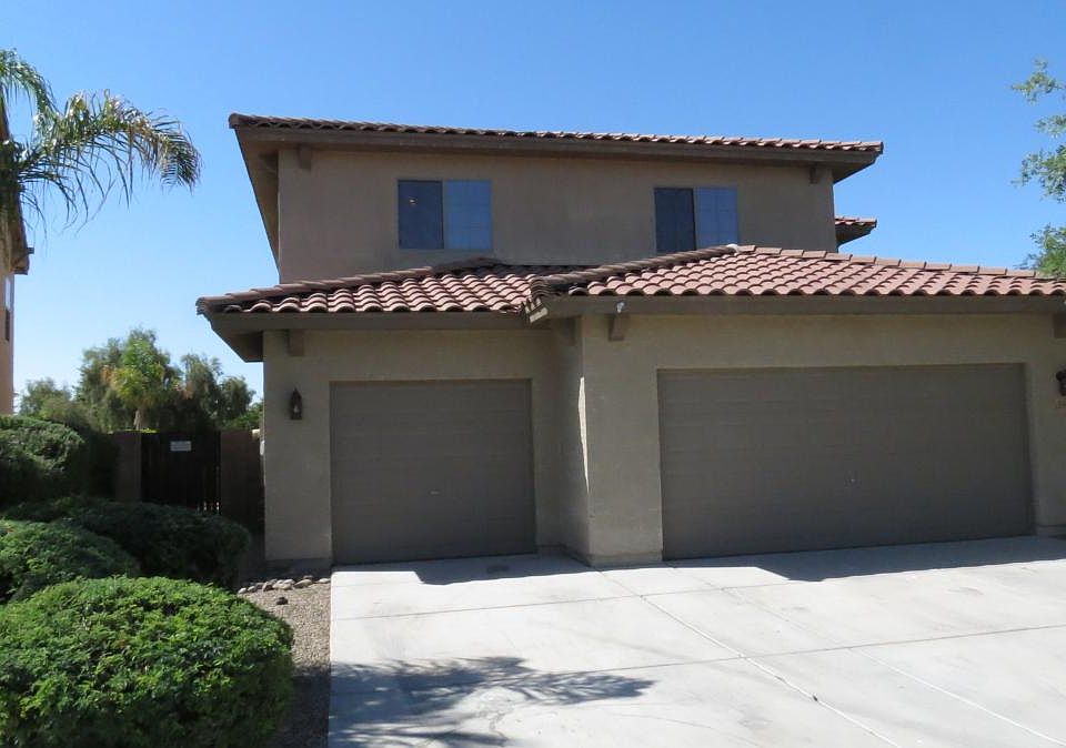 1st image of 15959 W Banff Ln