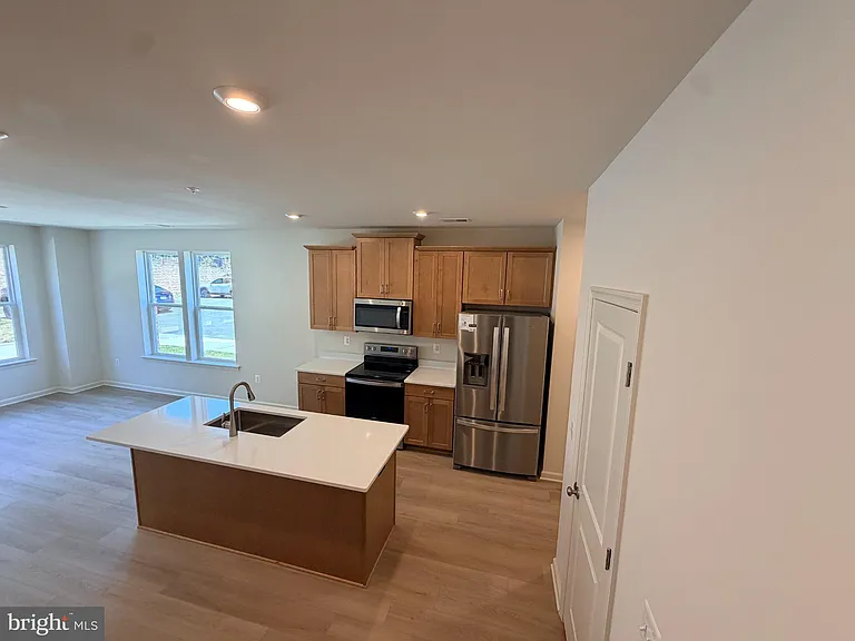 2548 Neabsco Common Pl — Photo 12