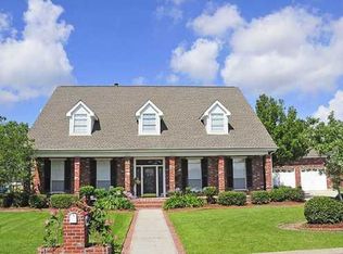 3648 Lake Aspen Dr W, Gretna, LA 70056