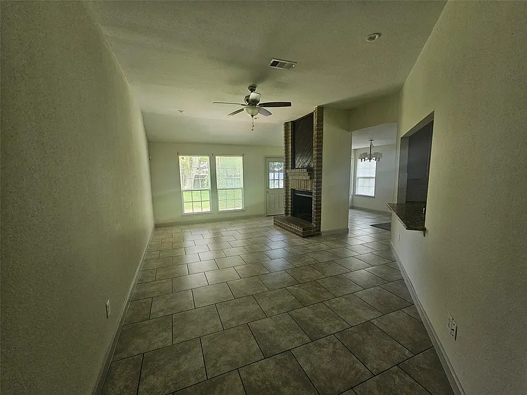 3206 Pebble Lake Dr — Photo 6