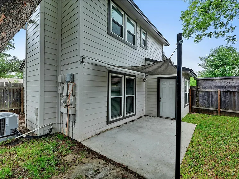 11406 Ptarmigan Dr #B — Photo 21