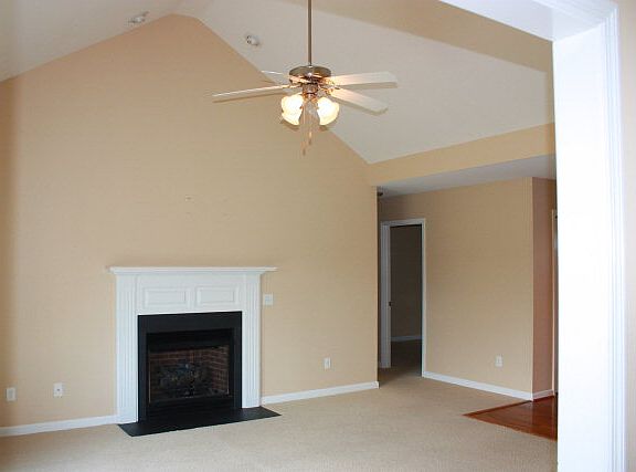3rd image of 502 Wakefield Dr