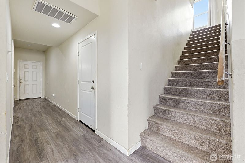 3rd image of 19028 111th Avenue Ct E