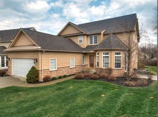 4880 Glengary Ln, Cleveland, OH 44124