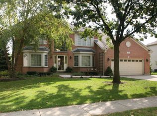 341 39th St, Downers Grove, IL 60515