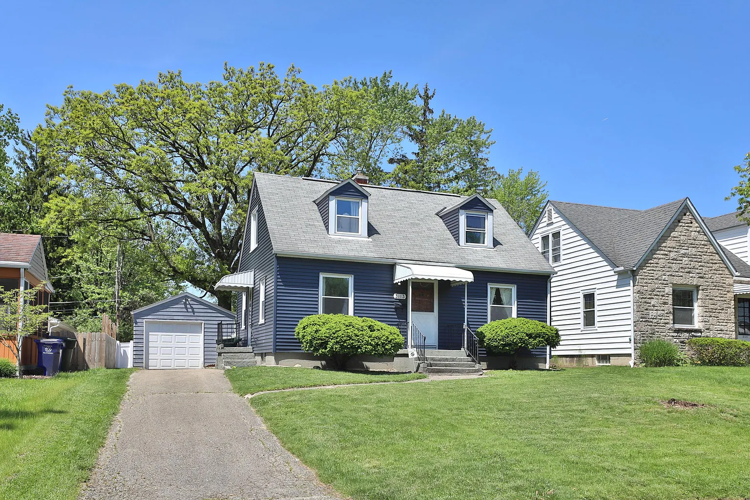 3113 Oaklawn St photo 1