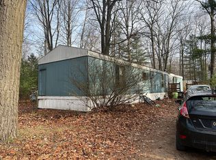 6121 Kellogg Dr, Gaylord, MI 49735