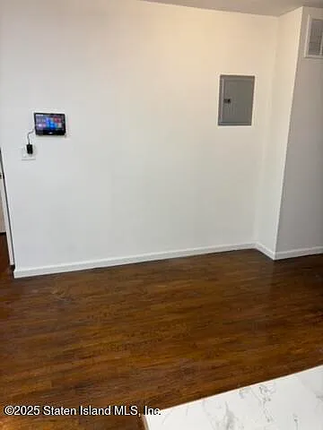 56 Whitaker Pl #2 — Photo 9