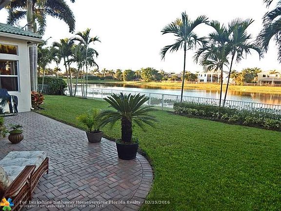 5th image of 11663 Paradise Cove Ln