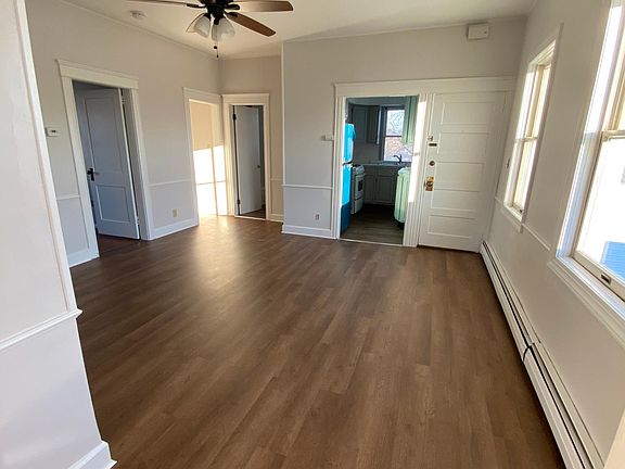 Dining room (new floor)